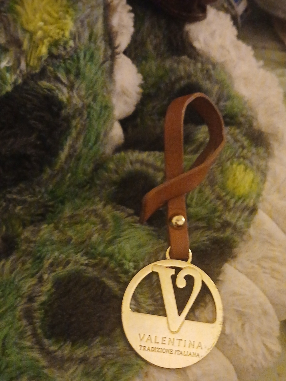 NEW VALENTINA BROWN BRASS LEATHER LOOP STRAP FOB BAG CHARM KEYCHAIN HANGTAG